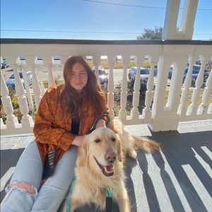 Meet your Posher, Olivia